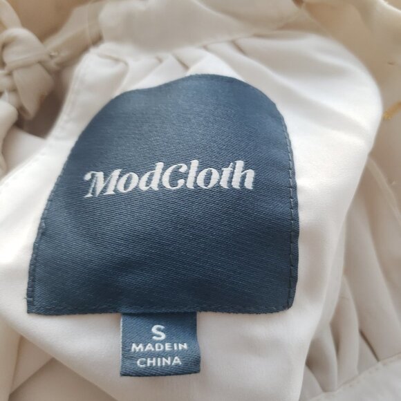 ModCloth womens  Dress size S Cream Metallic Maxi Belted Chiffon High Neck - Picture 5 of 6